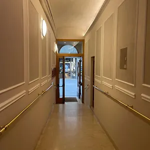 https://romantic-terrace.it-tuscanyhotel.com